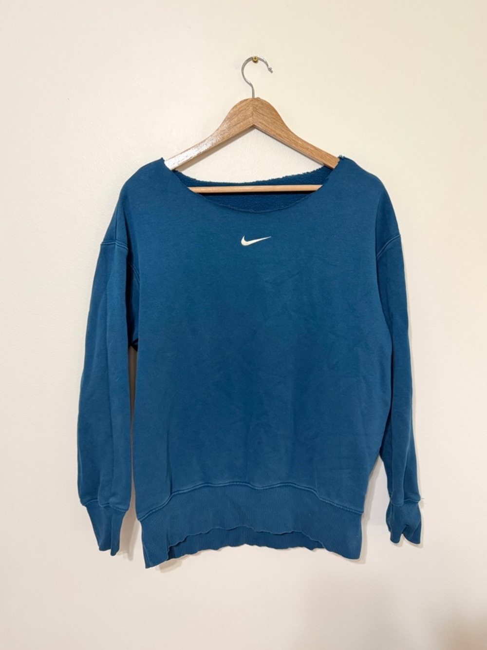 Nike Oversized Center Swoosh Sweatshirt Size XS Blue Phoenix